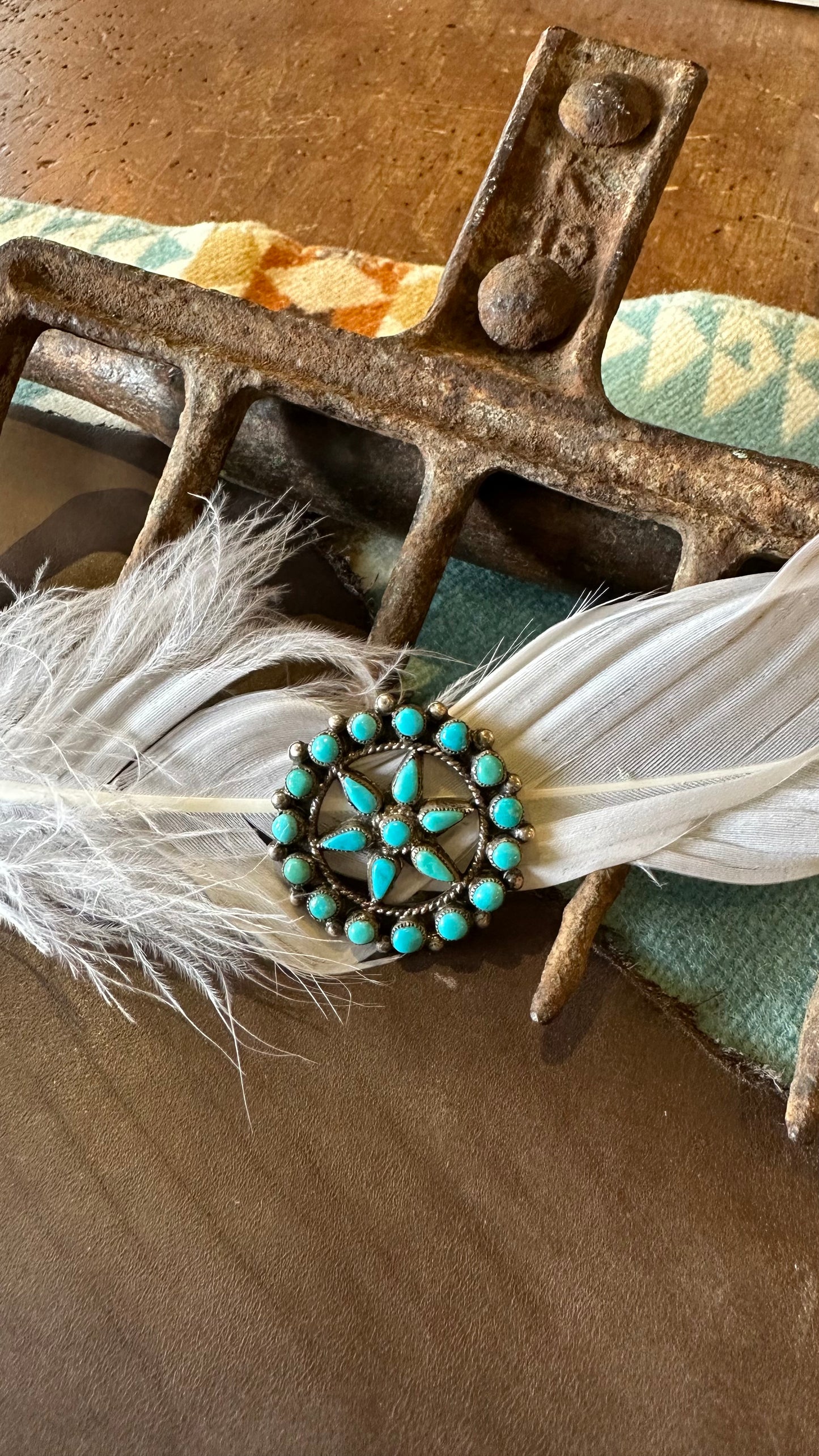 Vintage Zuni Point Turquoise Pin