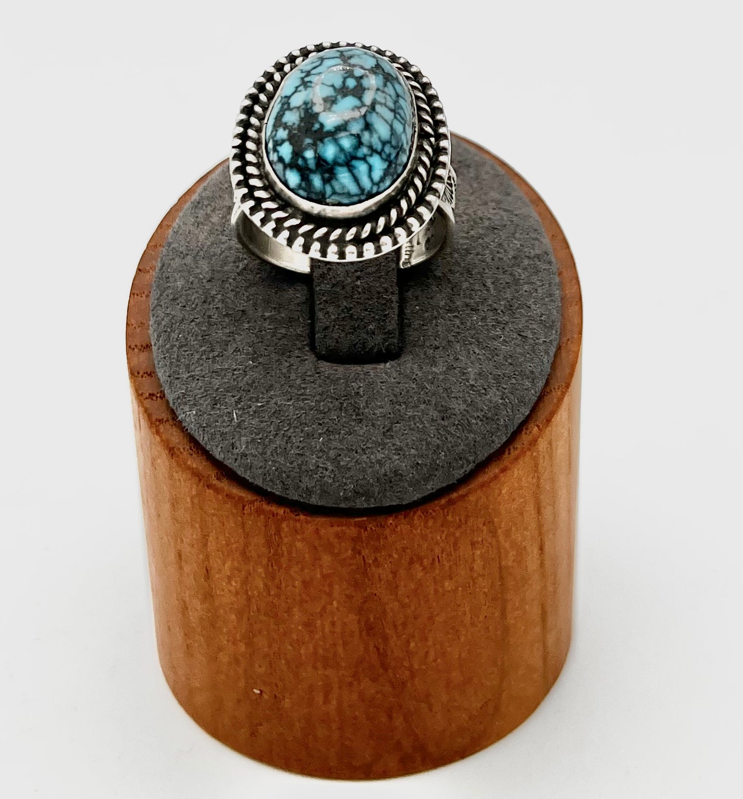 Ring- Vintage Navajo Bisbee Turquoise