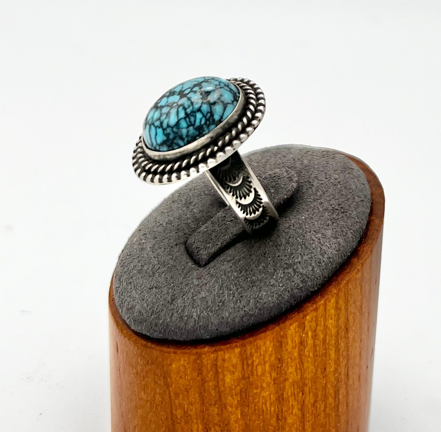 Ring- Vintage Navajo Bisbee Turquoise