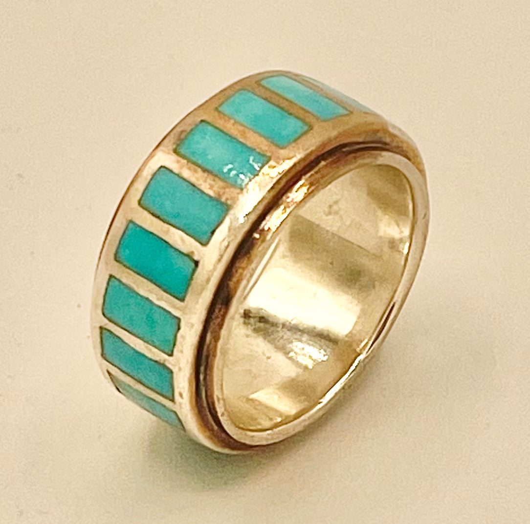 Ring- Turquoise Inlayed Band size 6